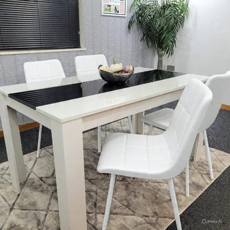 Artyfer Wooden White And Black Table Tufted